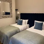 Ch1 Boutique Stays-Roman Bath Suite