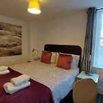 Flat 1 Cosy And Comfortable In Chester
