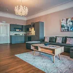 Chester Rows At Bridge Street, City Centre - Luxury Apartments By Polkastays