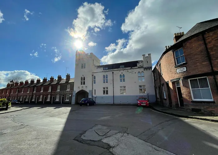 Chester Stays - Best Value Apartment With Free Parking In The Heart Of Chester