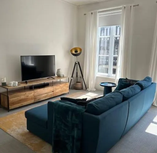 Modern Apartment Within Historic Chester City Walls