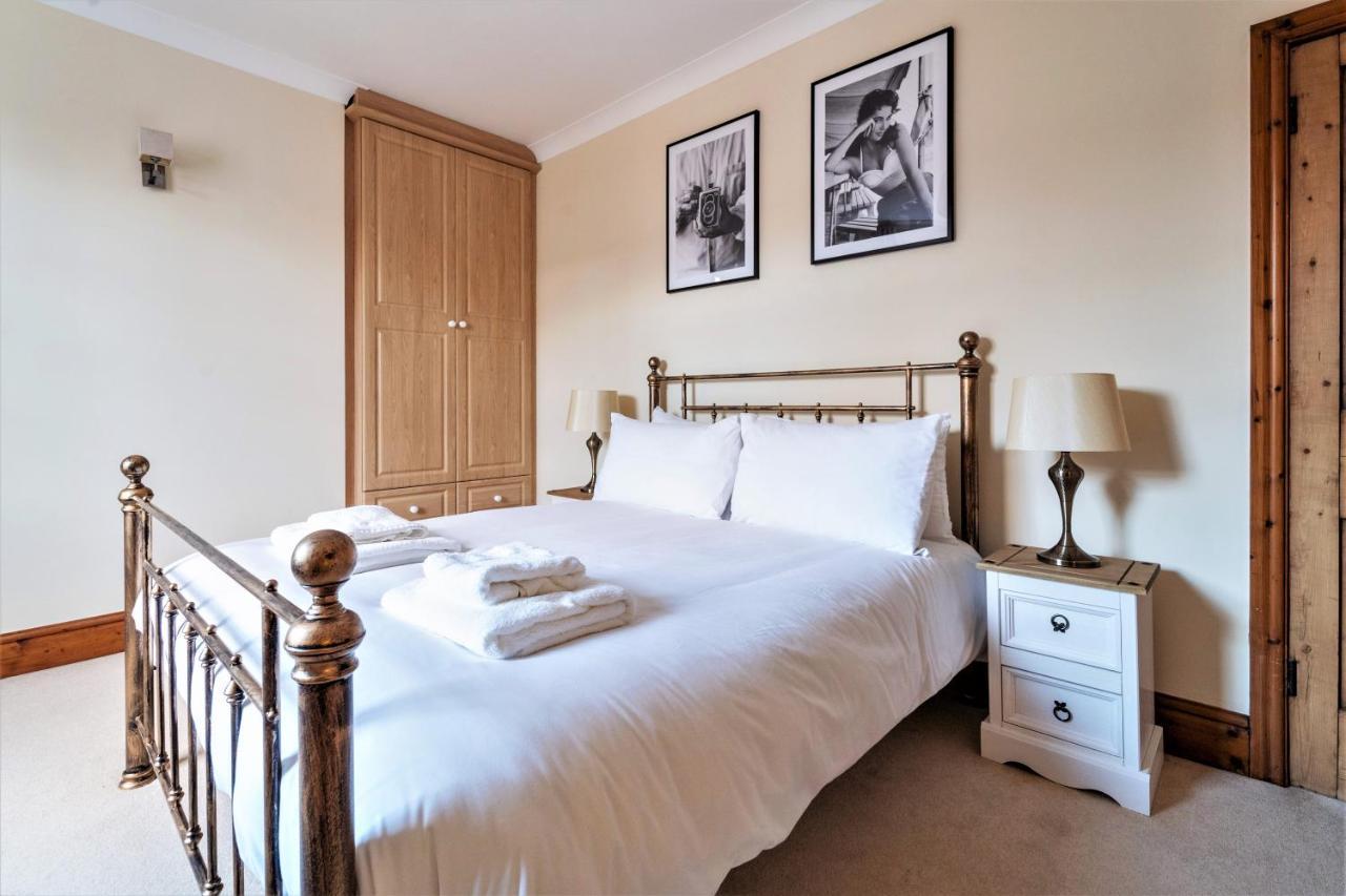 The In Chester, Sleeps 6 With Free Parking Chester