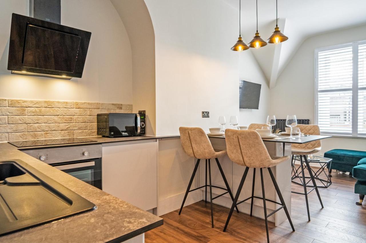 Watergate Penthouse - New 2 Bed Luxury In Centre