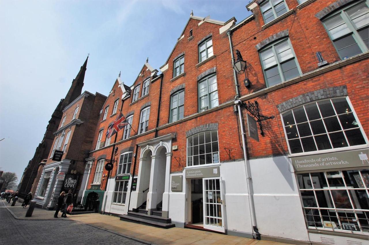 Watergate Penthouse - New 2 Bed Luxury In Centre *