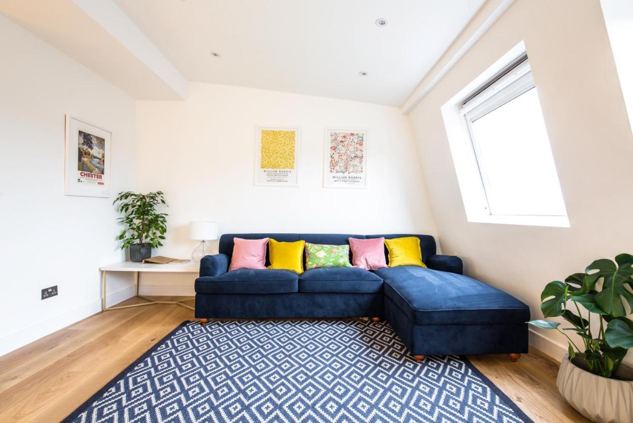 The Penthouses, 9 Albion Mews Chester