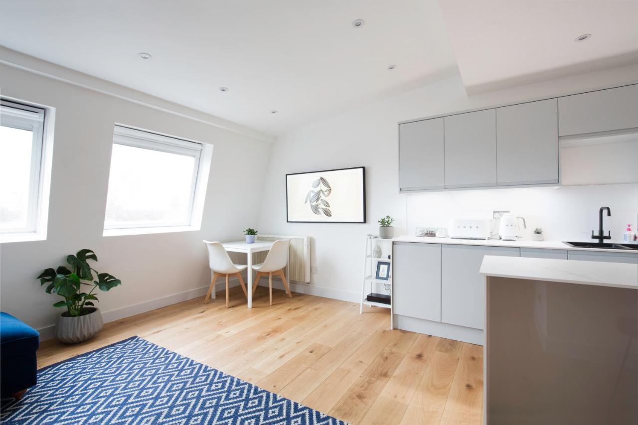 The Penthouses, 9 Albion Mews
