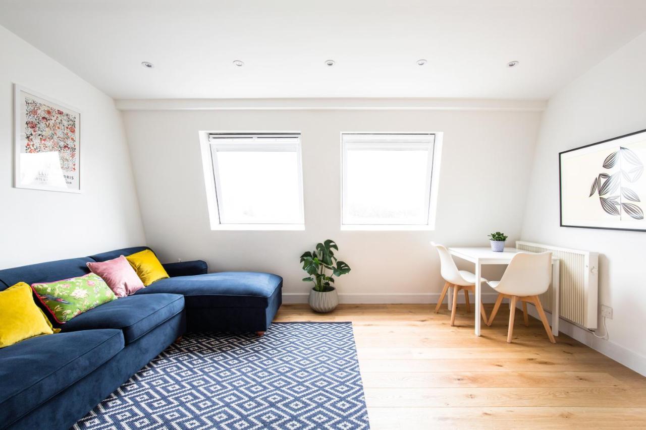 Apartment The Penthouses, 9 Albion Mews