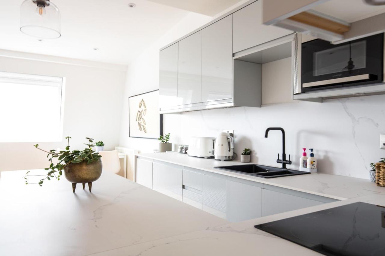 Apartment The Penthouses, 9 Albion Mews