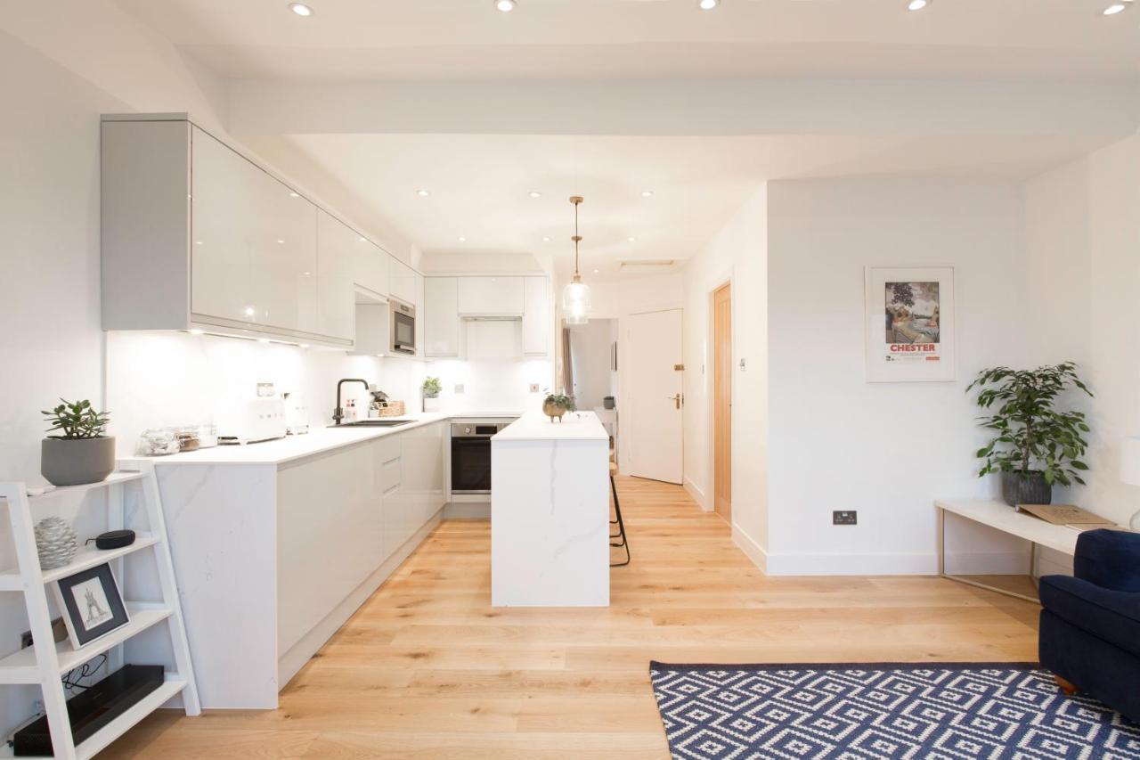 The Penthouses, 9 Albion Mews Apartment Chester