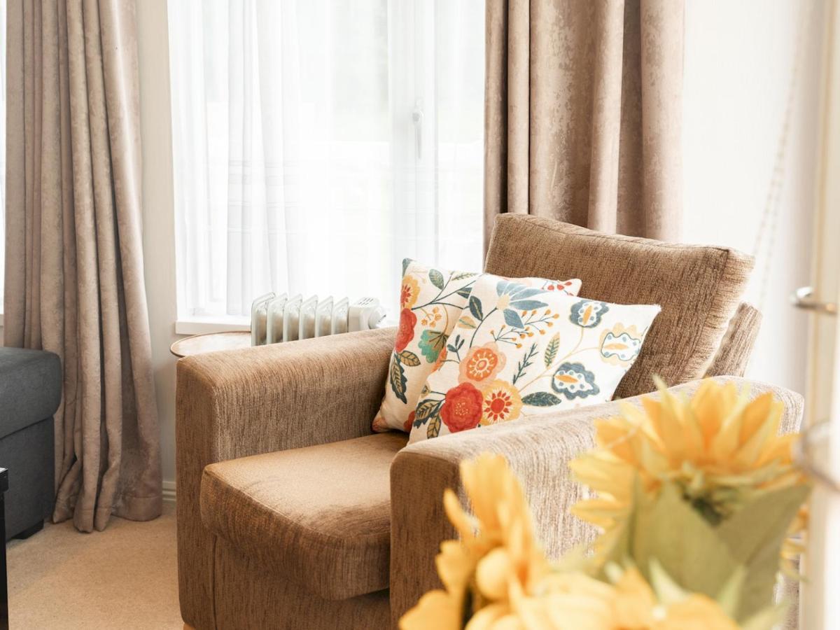 Pass The Keys The At Point House Farm - Sleeps Up To 6 Holiday home
