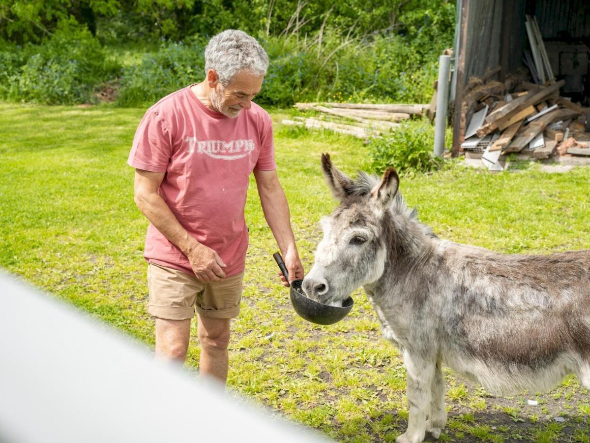 Pass The Keys The At Point House Farm - Sleeps Up To 6 *