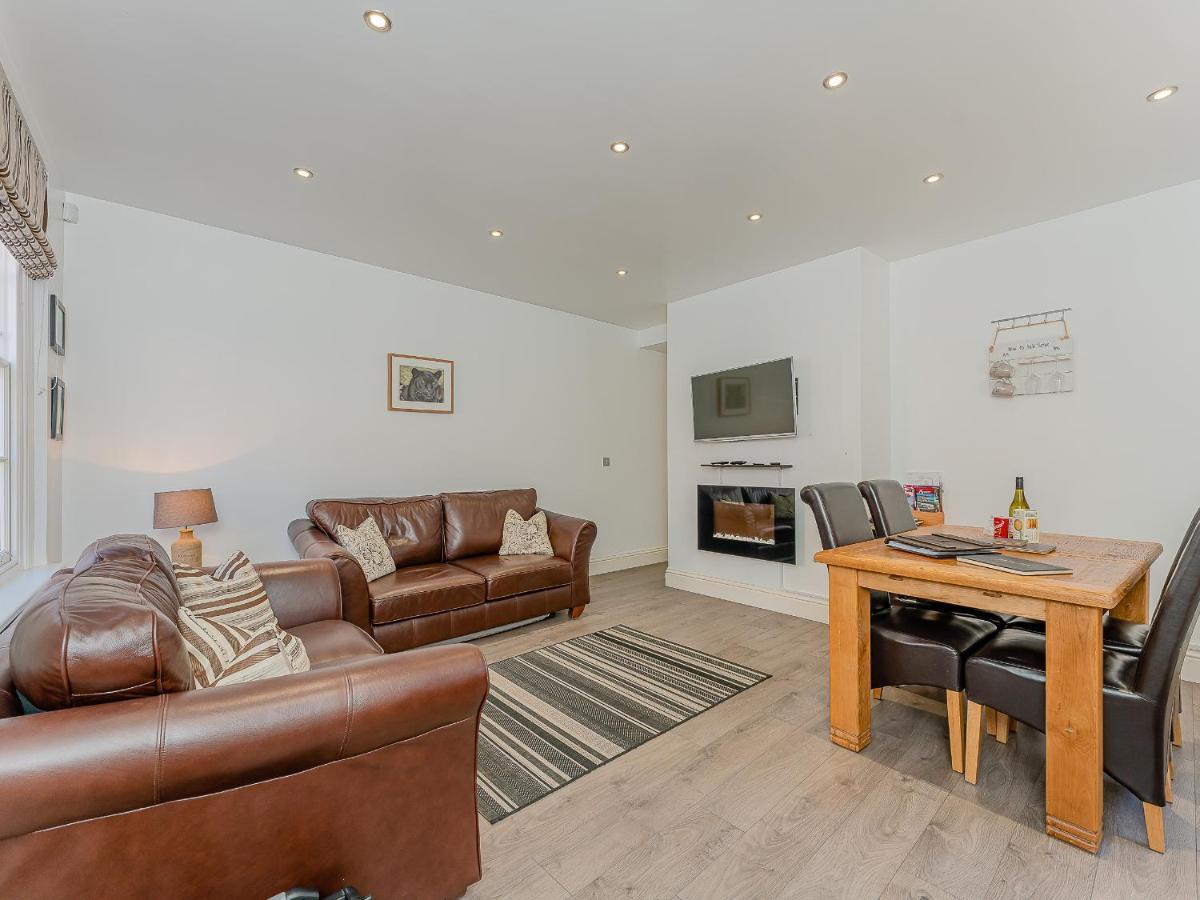 Flat 4b Chester