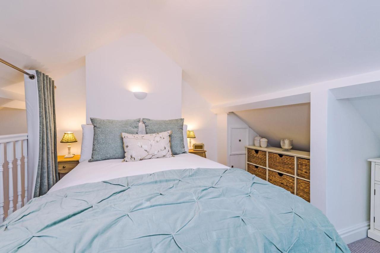 Country Charm Sleeps 4 & Free Parking * Chester