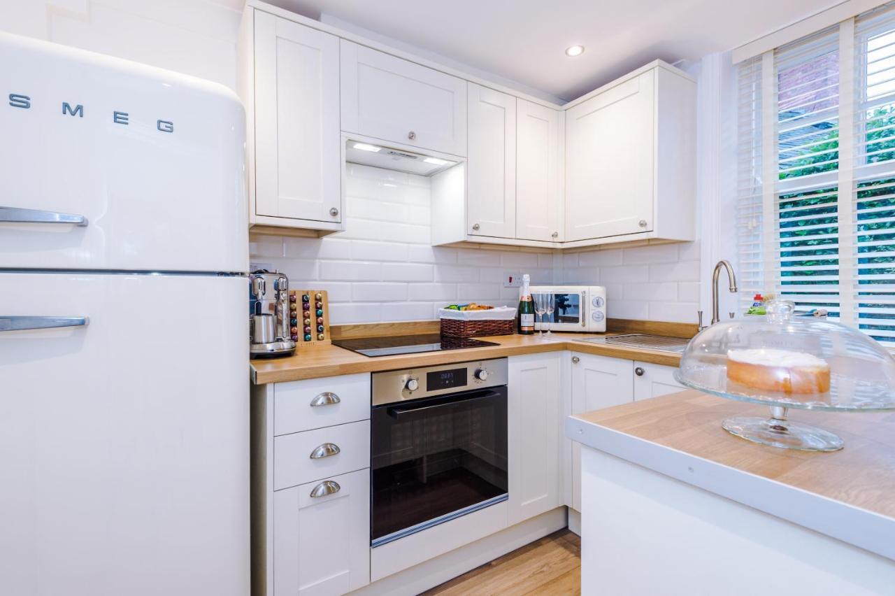 Holiday home Country Charm Sleeps 4 & Free Parking *