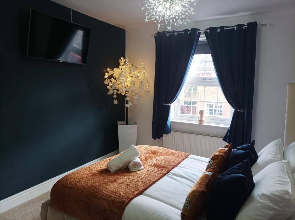 Boutique Abode - With Hot Tub Holiday home Chester