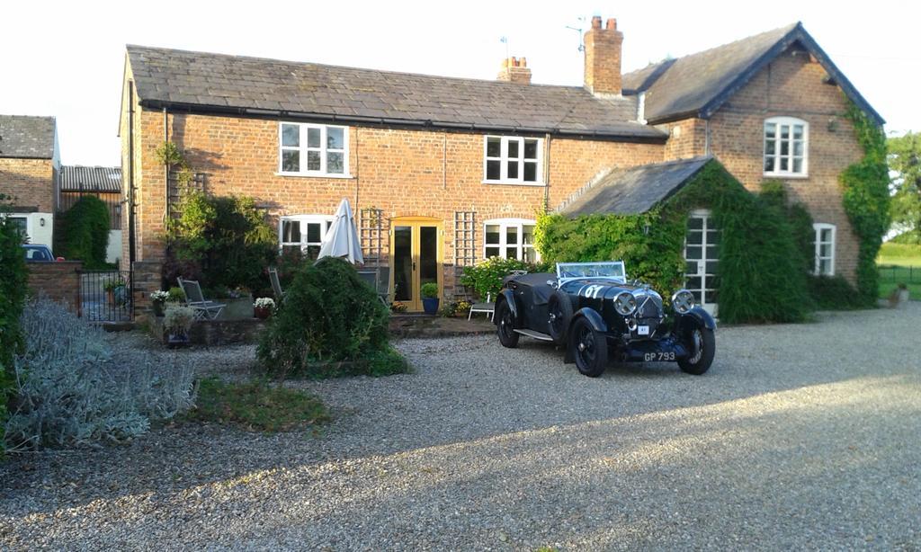 Bed & Breakfast Newton Hall 4*