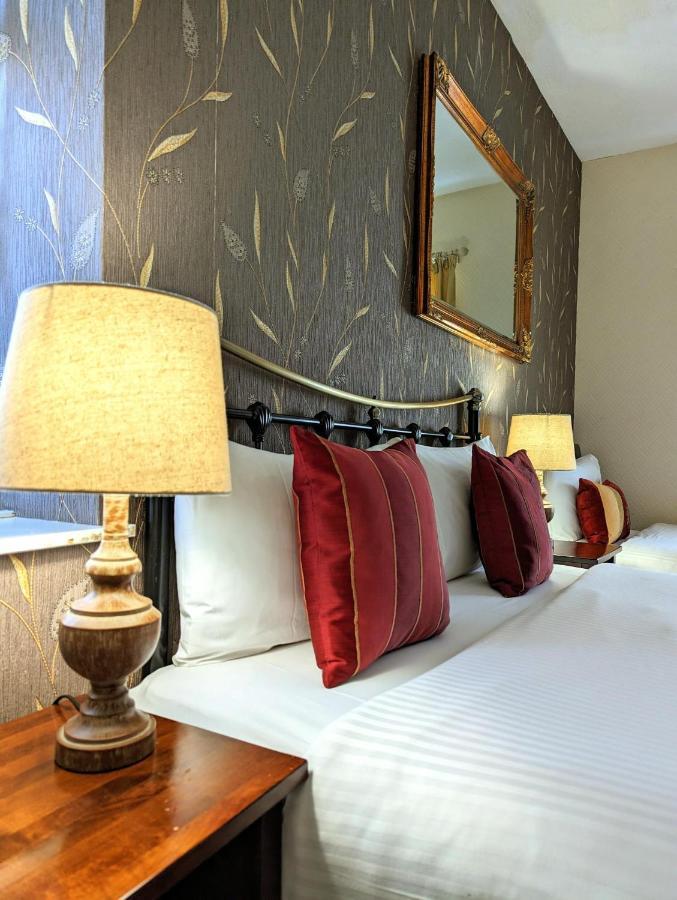 Brookside & Restaurant 3* Chester
