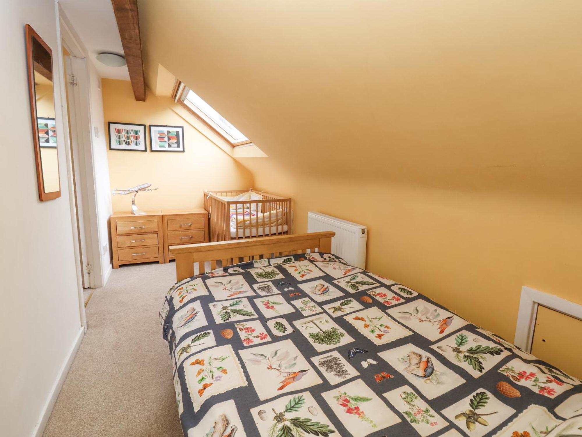Apartment Dragon's Den