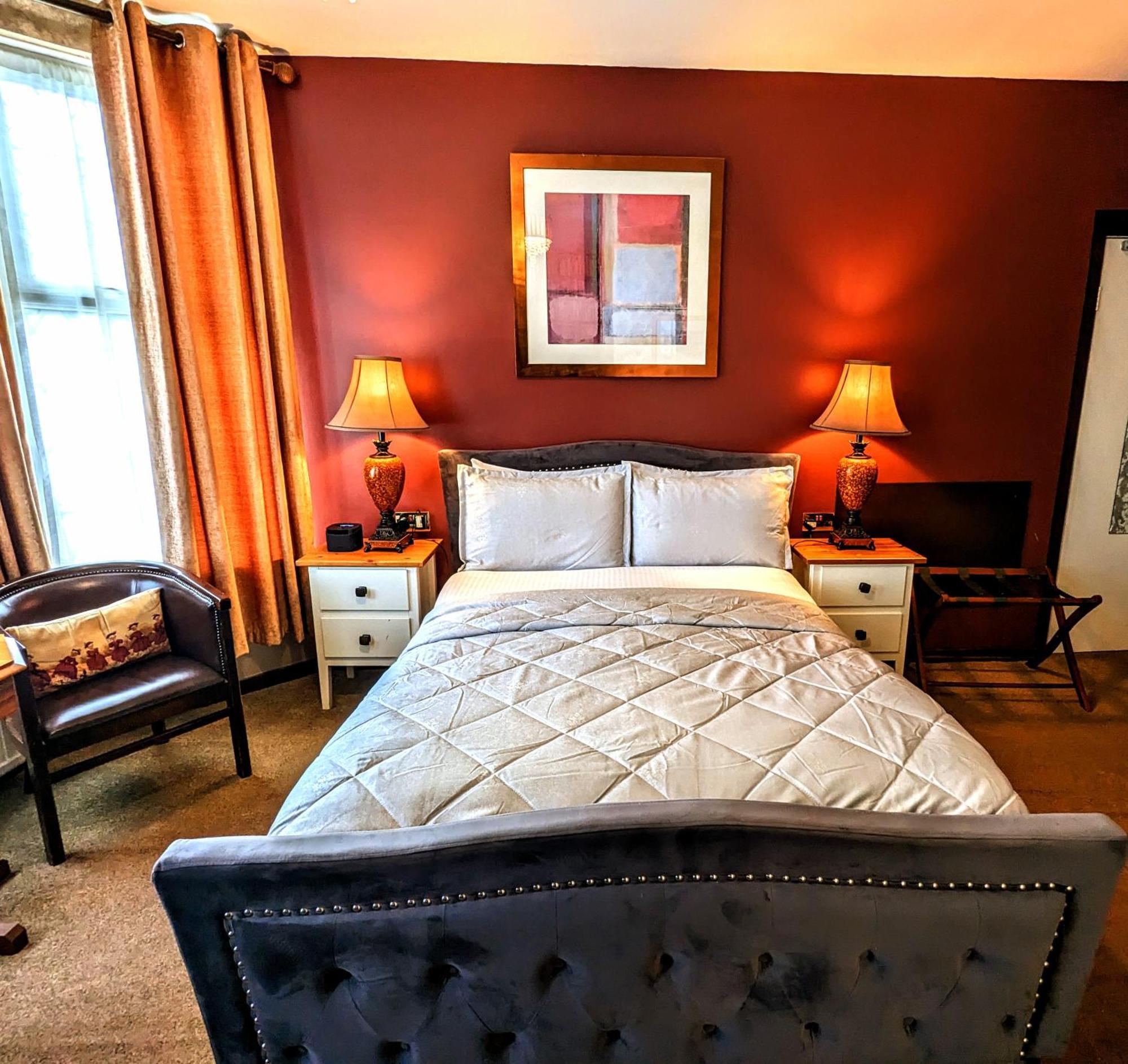 Hotel Brookside & Restaurant