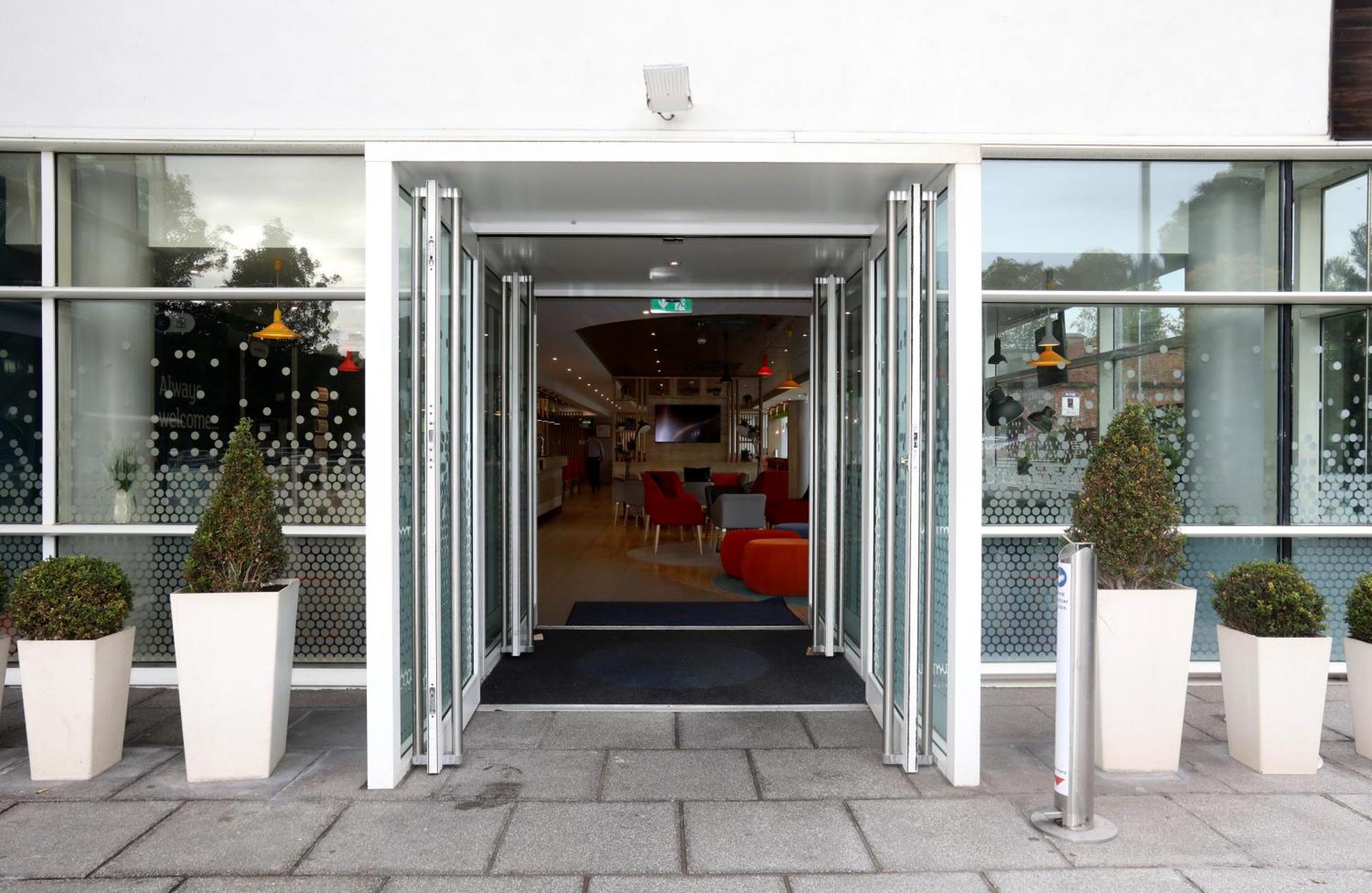 Express, Racecourse By Ihg Hotel 3*