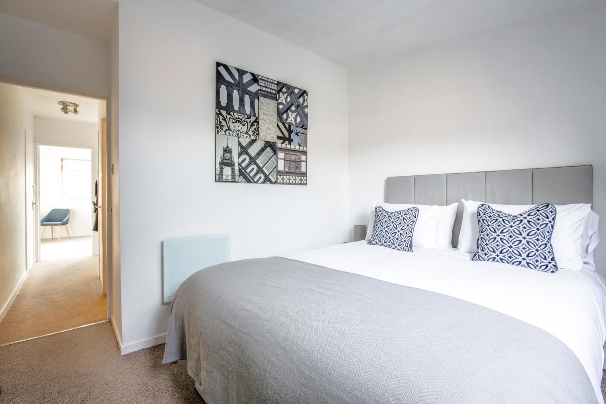 Apartment Stays - Value With Free Parking In The Heart Of