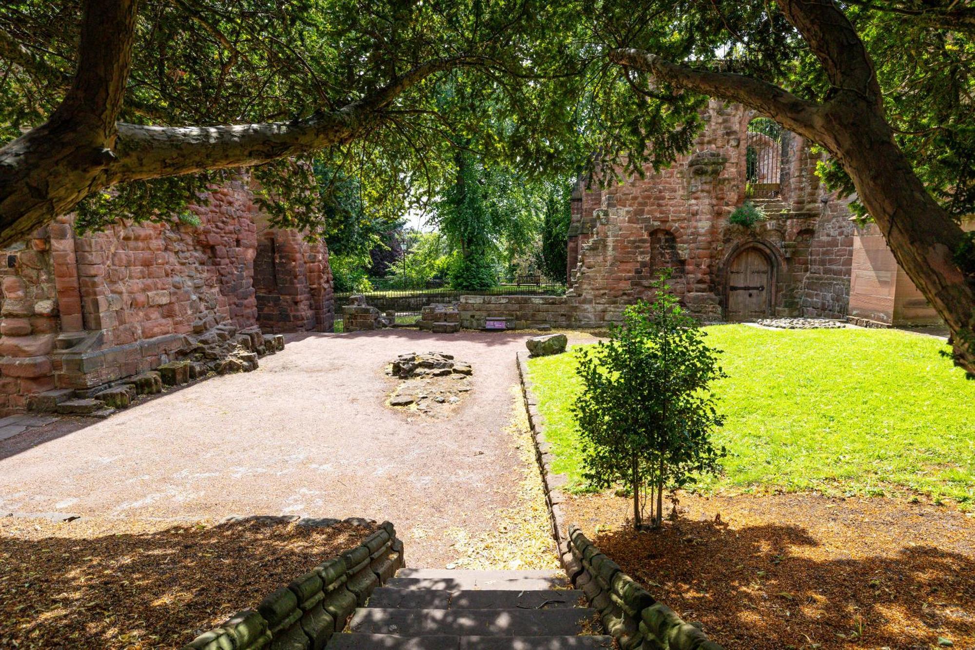 Country Charm Sleeps 4 & Free Parking