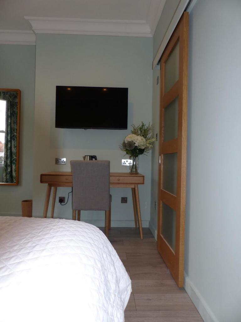 Hotel Hamilton Court Hoole Chester