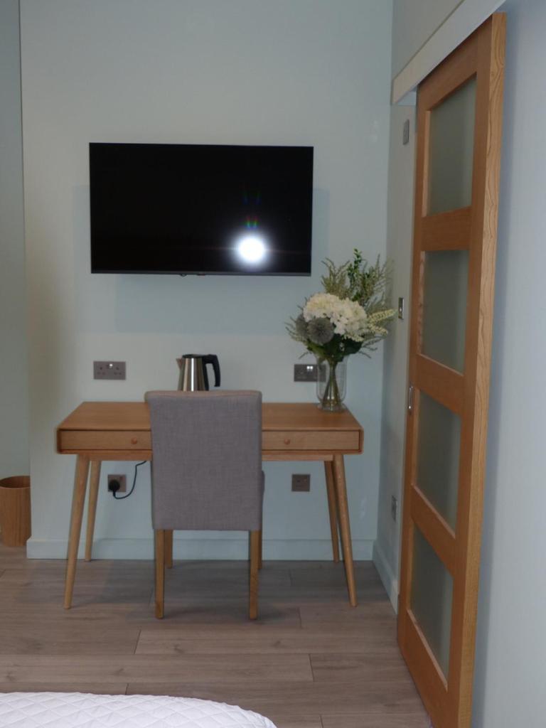 Hamilton Court Hoole