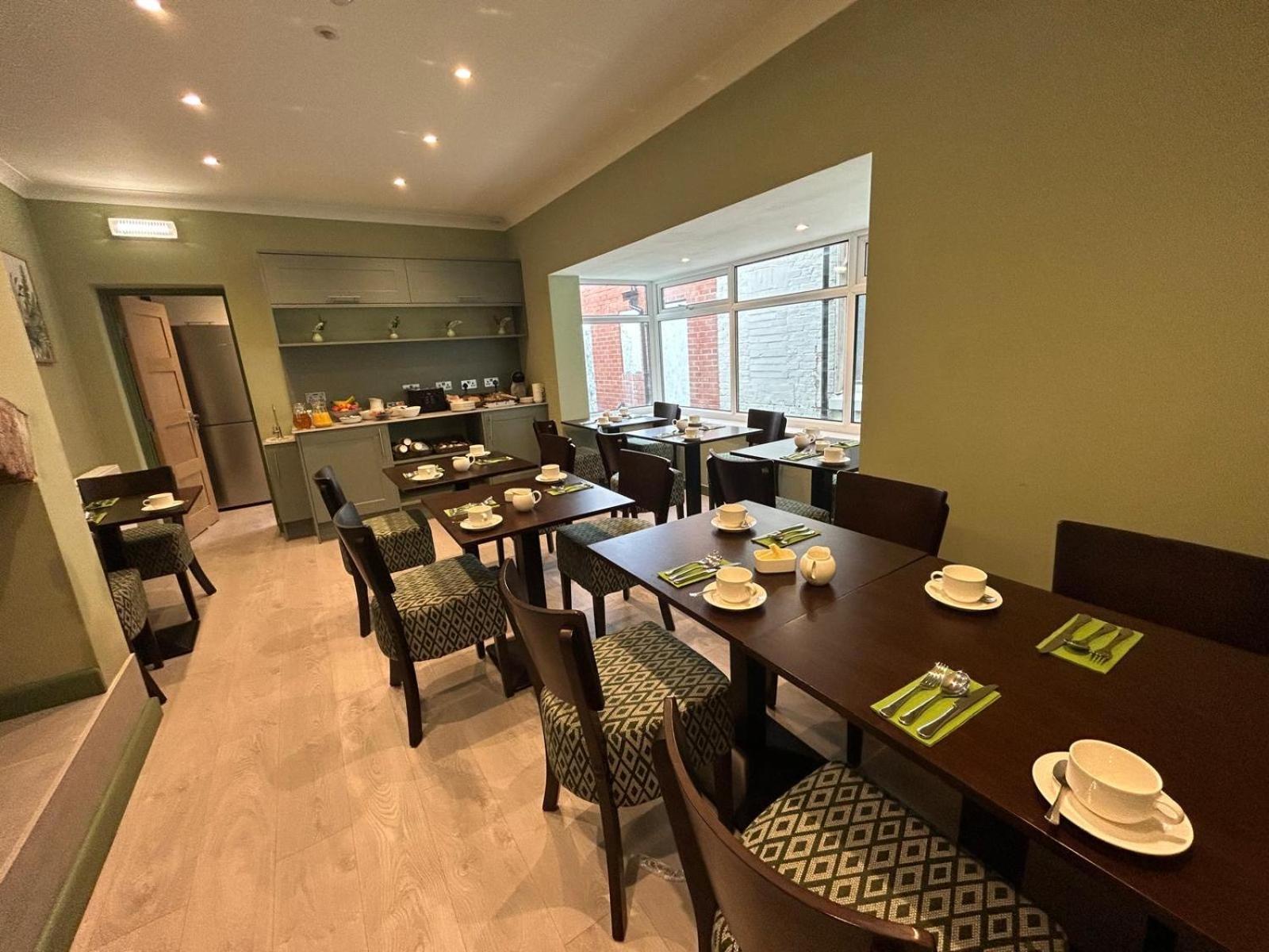 Hotel Hamilton Court Hoole Chester