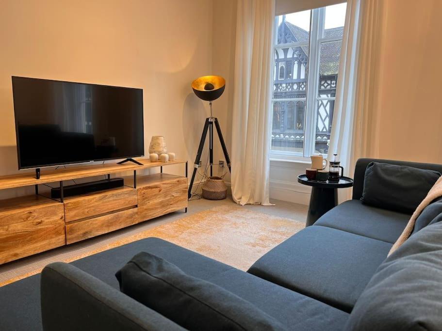 Modern Within Historic City Walls Apartment Chester