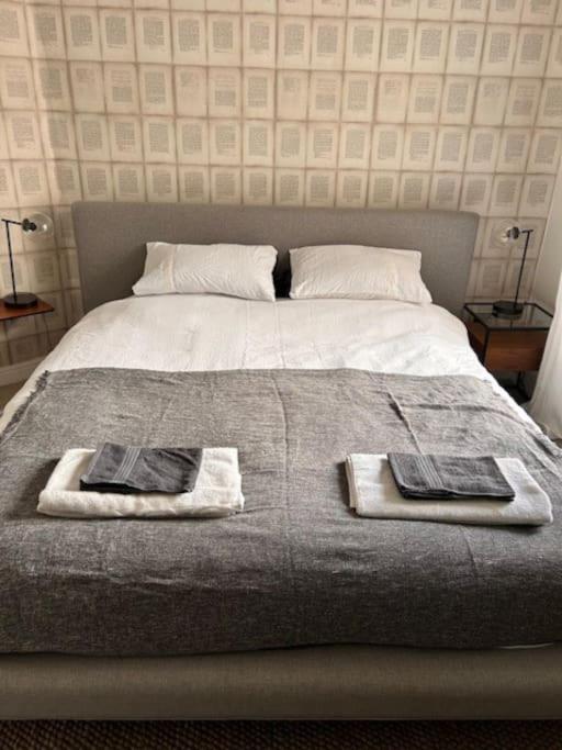 Apartment Modern Within Historic City Walls Chester