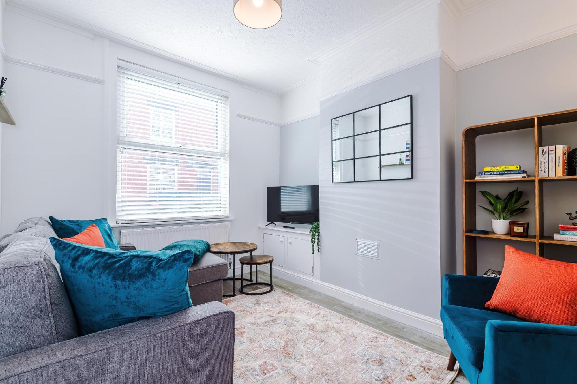 Serene & Contemporary Hoole House Holiday home *