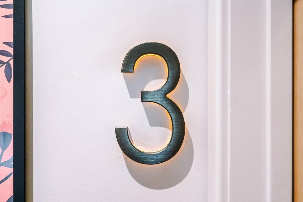 Apartment Centre Free Parking And Luxury Finishes Chester