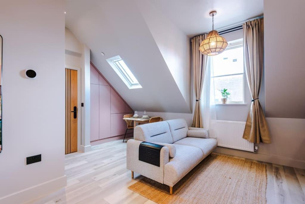 Apartment Centre Free Parking And Luxury Finishes Chester