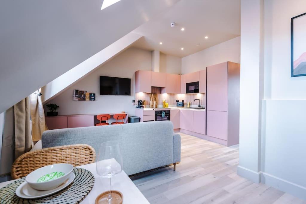 Centre Free Parking And Luxury Finishes