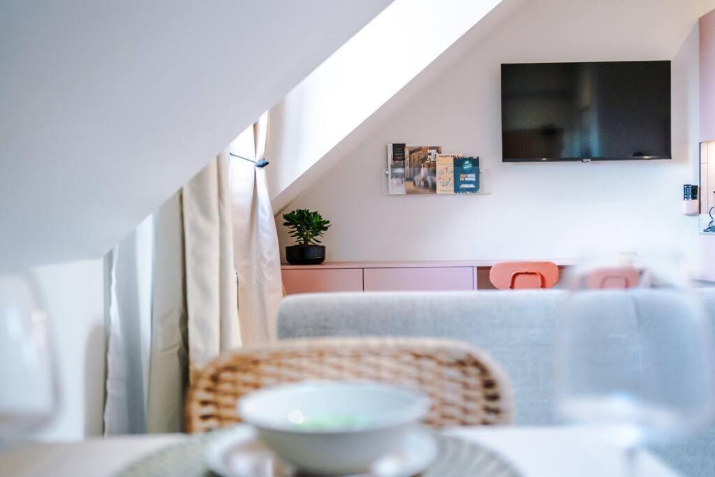 Apartment Centre Free Parking And Luxury Finishes