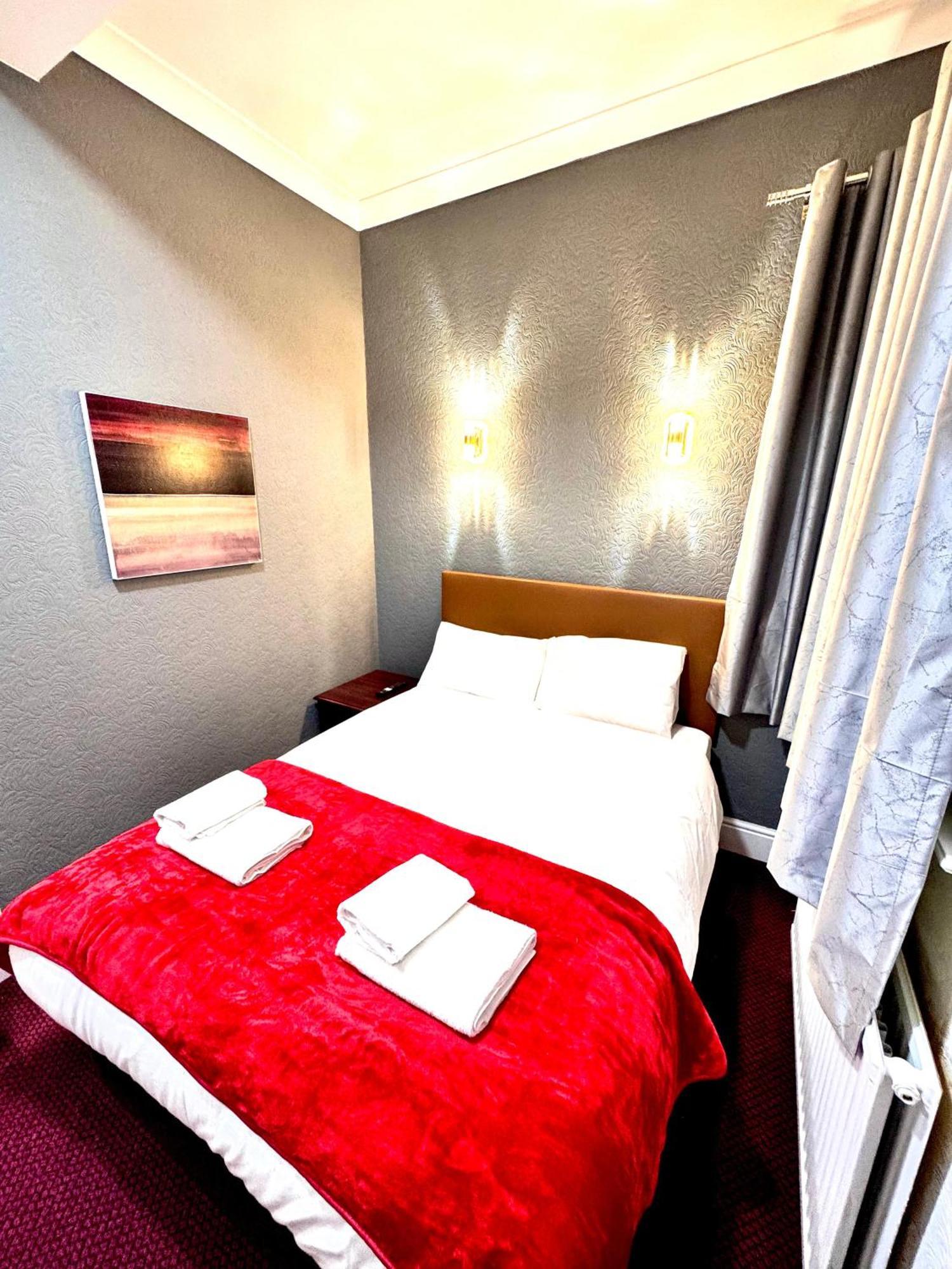Inn George And Dragon Place 3*