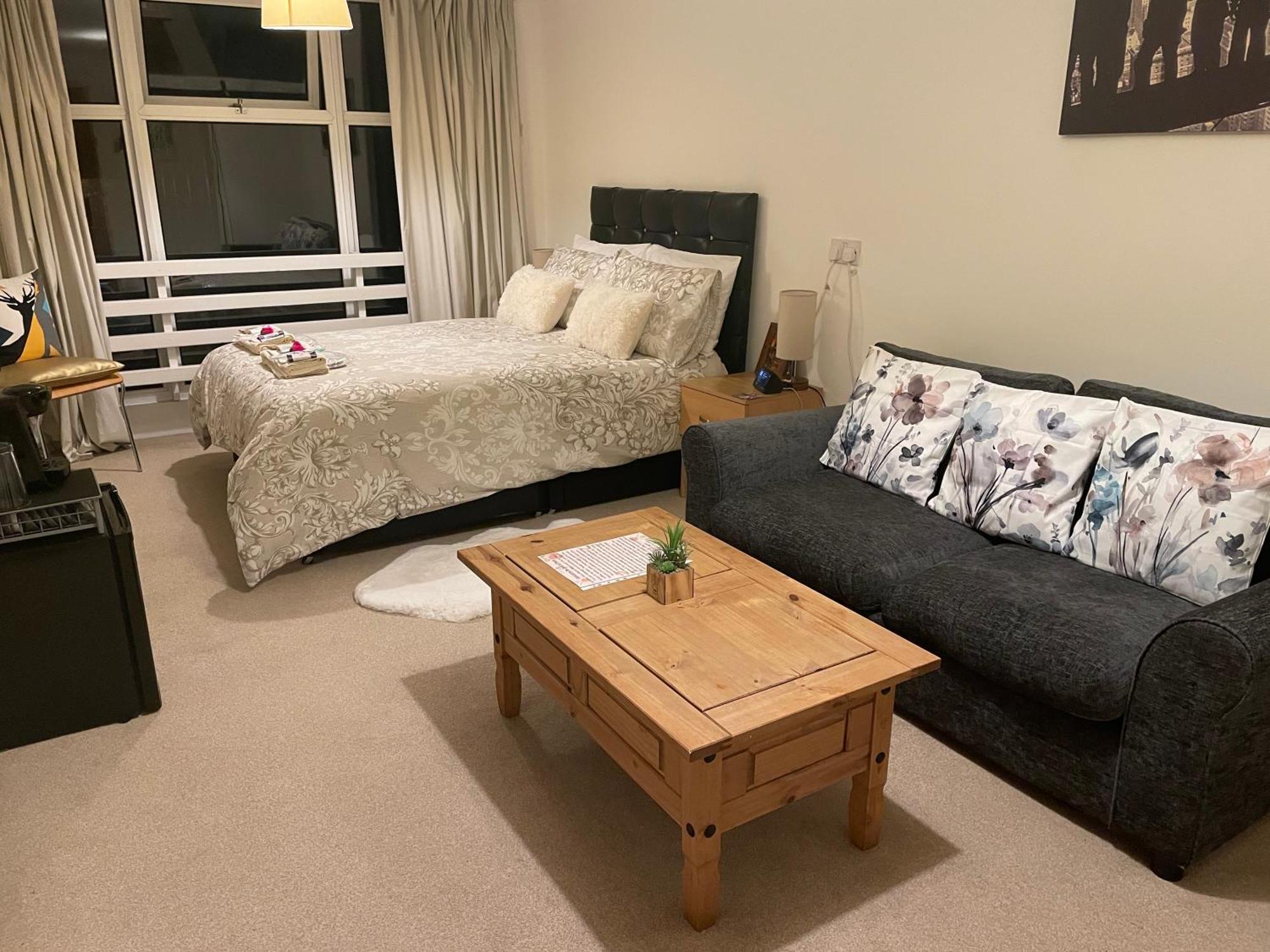 Bed & Breakfast Jeans Place Watergate St Rows Near Racecourse