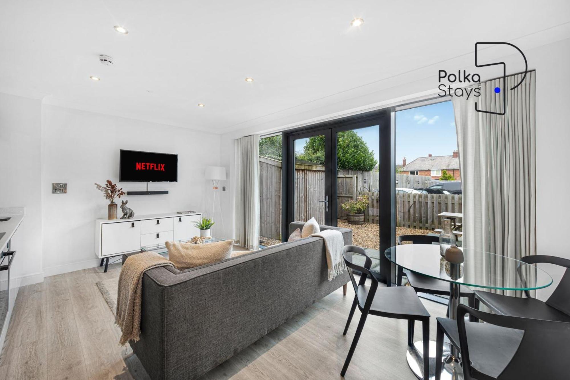 Apartment The Stables, - Luxury By Polkastays *