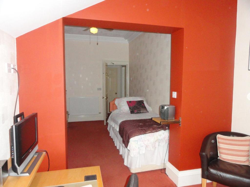 Ba Ba Guest house 4*