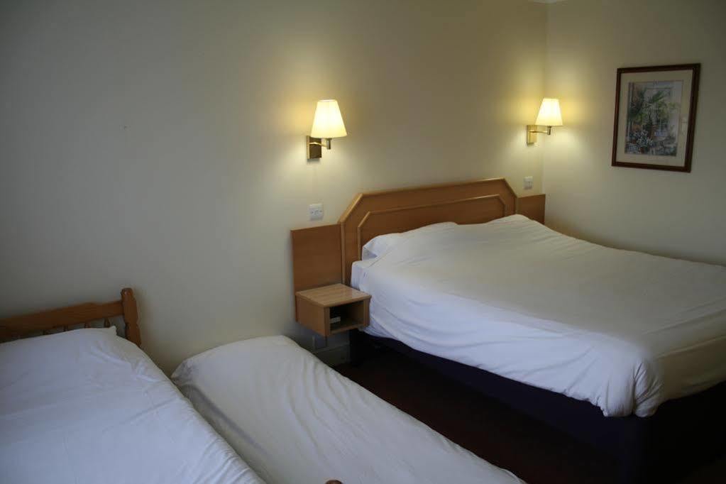 Hotel Days East Chester