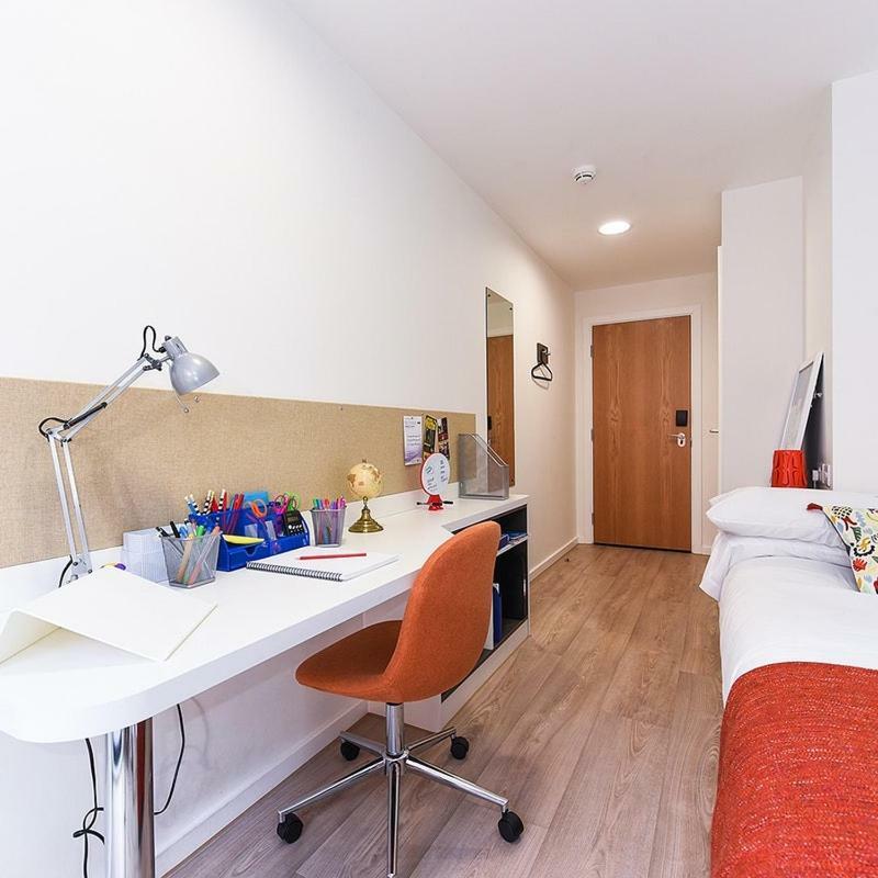 The Towpath- Campus Hostel