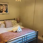 Chester City Apartments - With Free Parking