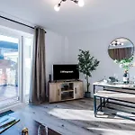 Lovely 2 Bed House In Chester By 53 Degrees Property, Ideal For Business, Free Parking!