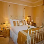 Green Bough Hotel