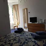 Alexandra Lodge Guest House