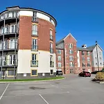 Racecourse Serviced Apartments