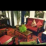 Hamilton Court Hotel