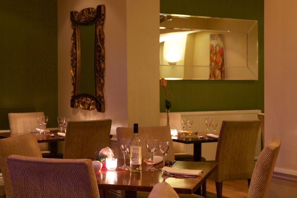 Wrexham Llyndir Hall Hotel, Bw Signature Collection Hotel 3*