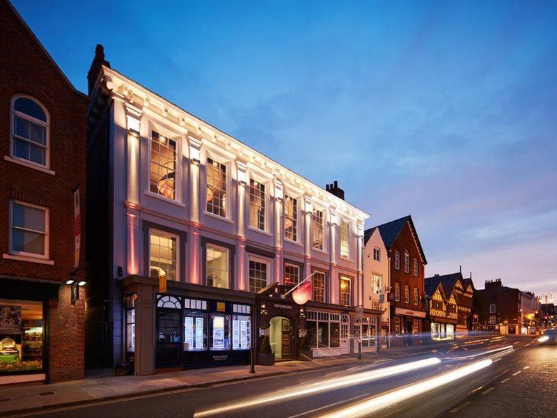 Oddfellows & 4*